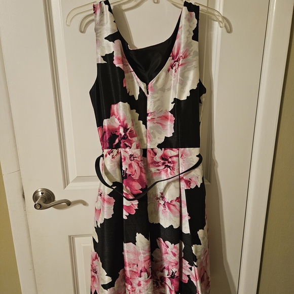 Dress Barn Pink and Black Floral Midi Dress - Picture 2 of 2